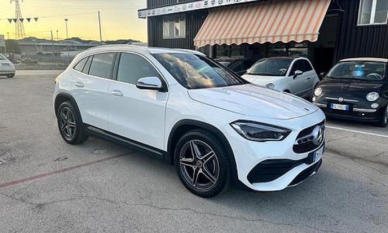 Mercedes-Benz Gla 22...