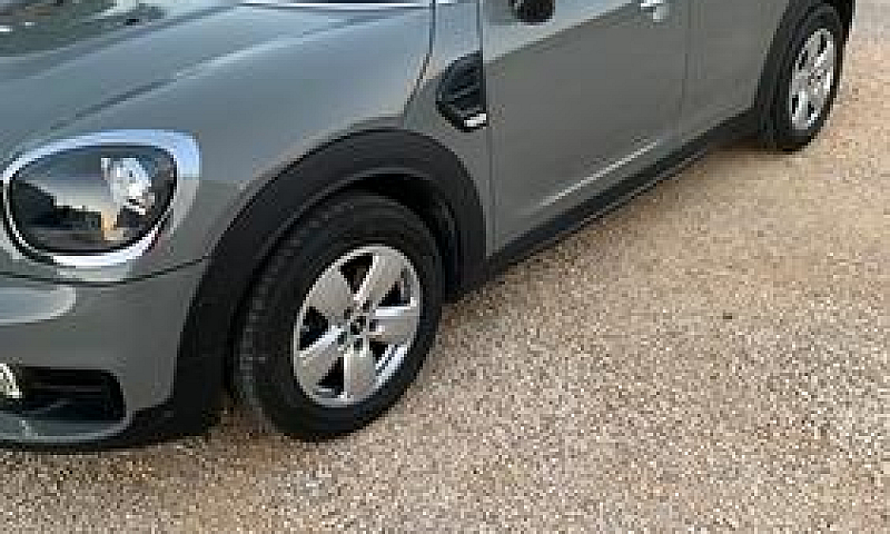 Mini Mini Countryman...