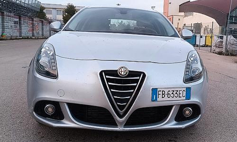 Alfa Romeo Giulietta...