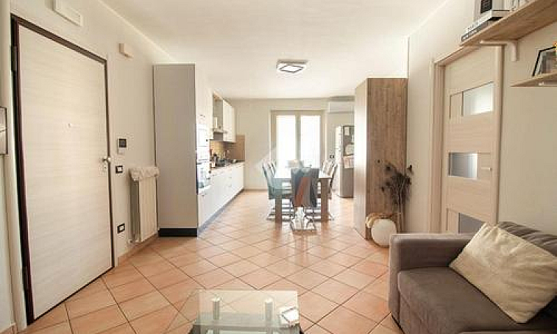 4 Locali A Martinsic...