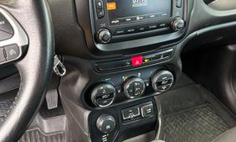 Jeep Renegade 4X4 Li...
