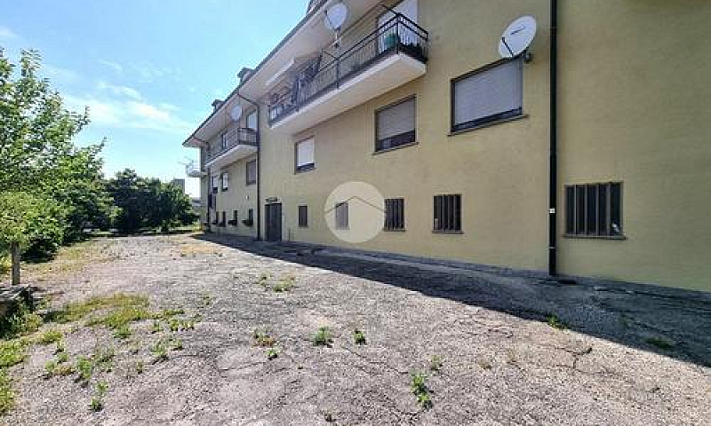 2 Locali A Rondisson...