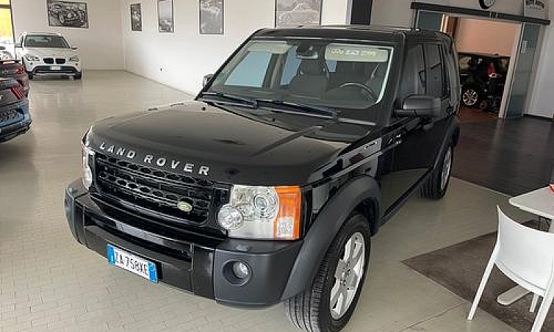 Land Rover Discovery...