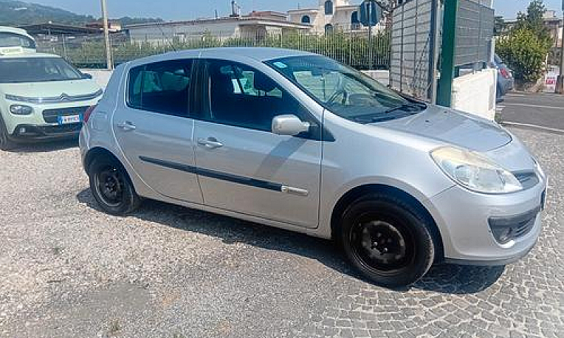 Renault Clio Storia ...