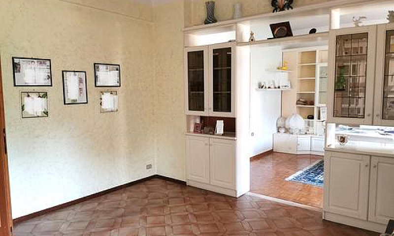 Borgo San Lorenzo 5 ...