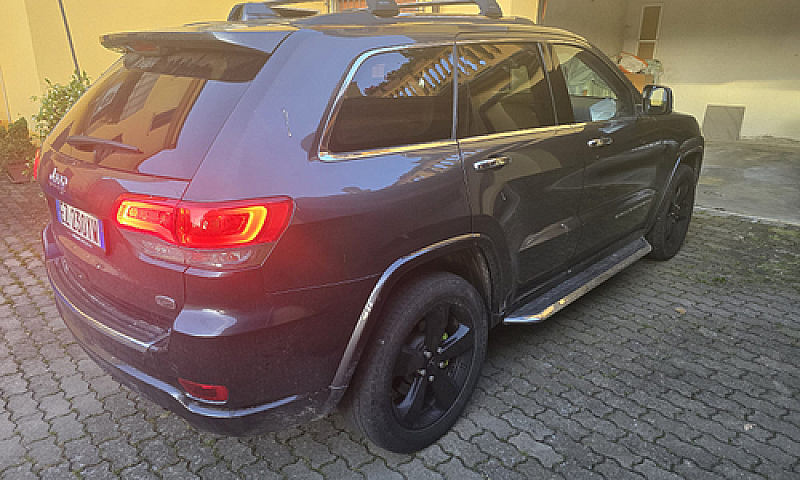 Jeep Grand Cherokee...