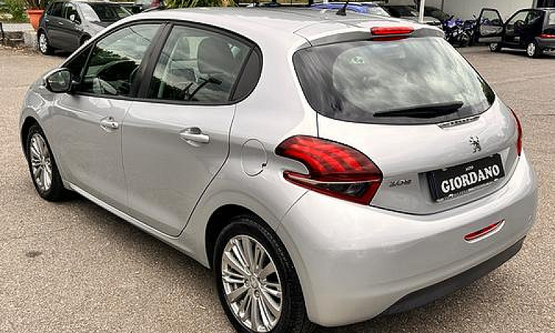 Peugeot 208 1.6 Blue...