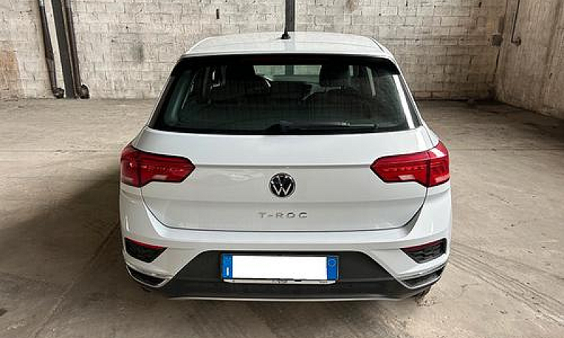 Volkswagen T-Roc 1.6...