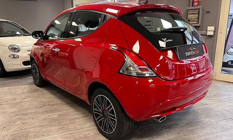 Lancia Ypsilon 1.0 F...