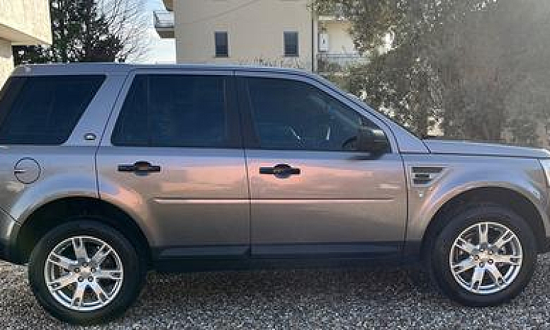 Land Rover Freelande...