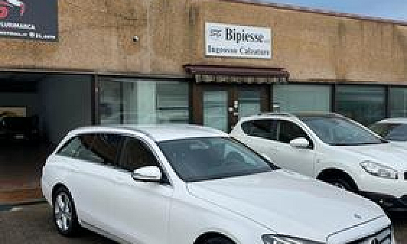 Mercedes-Benz E 220 ...