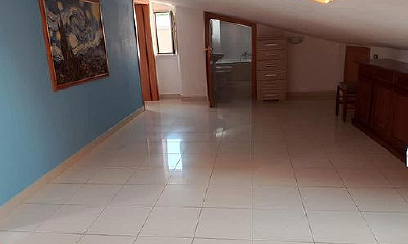 3 Locali Recente Cos...