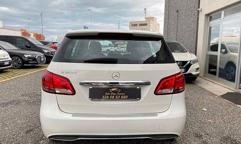 Mercedes-Benz B 180 ...