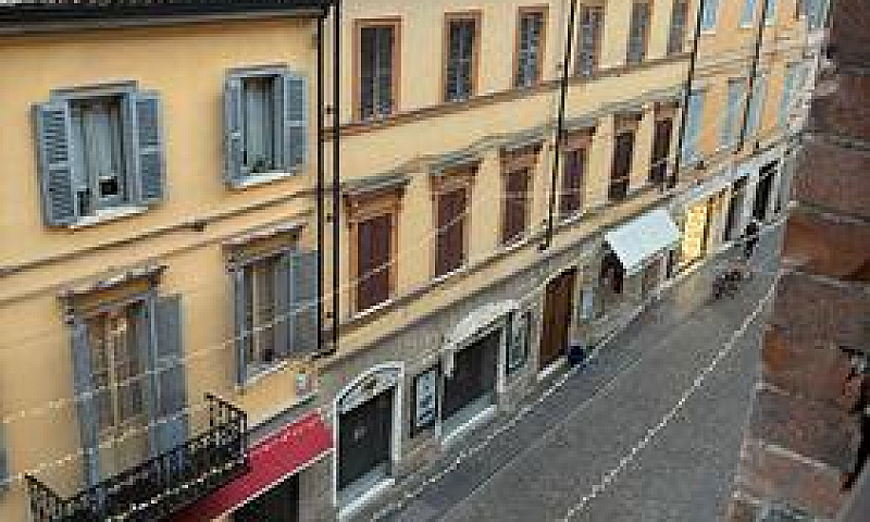 Appartamento In Cent...