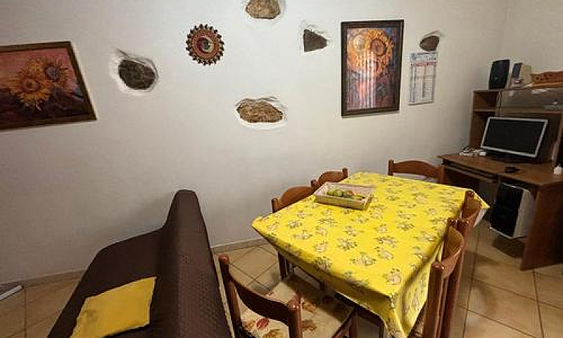 Casa Indipendente Su...