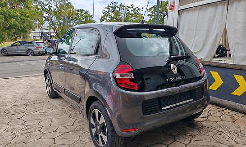 Renault Twingo 12/20...