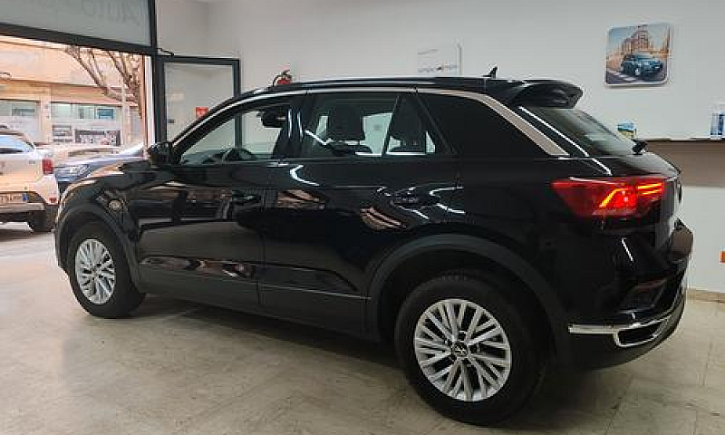 Volkswagen T-Roc 2.0...