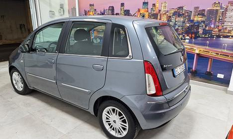 Lancia Musa...