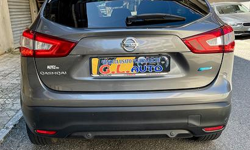 Nissan Qashqai 1.5 D...