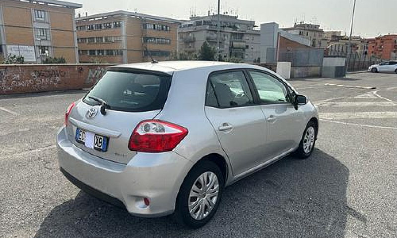 Toyota Auris 1.3 5P ...