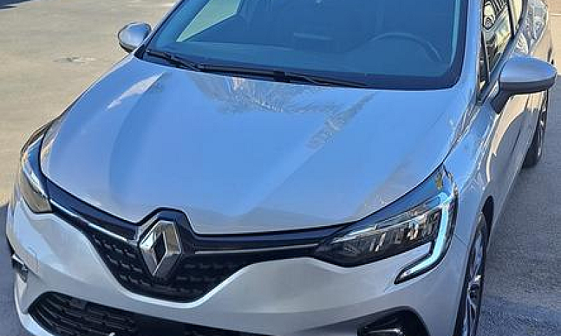 Renault Clio Full Hy...