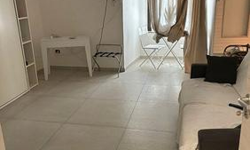 Salerno-Via Benedett...