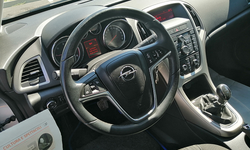 Opel Astra Sw 1.7 Cd...