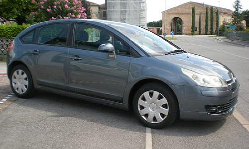 Citroen C4 1.4 Elega...