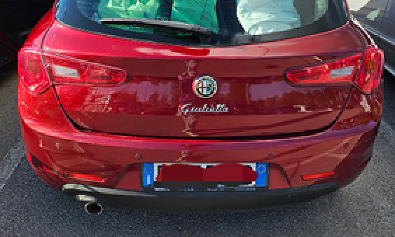 Alfa Romeo Giulietta...