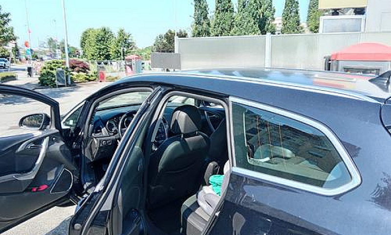 Opel Astra Cosmo 1.7...