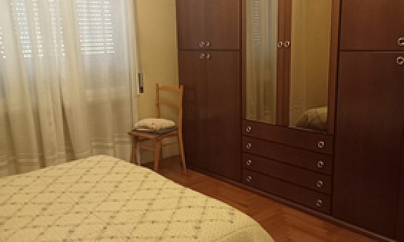 3 Camere...