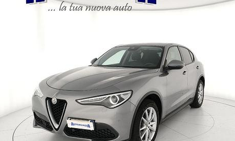 Alfa Romeo Stelvio 2...