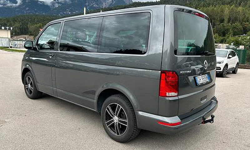 Volkswagen Multivan ...