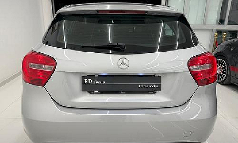 Mercedes-Benz A 180 ...