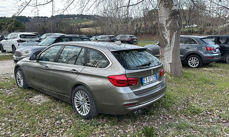 Bmw 320D Xdrive Tour...