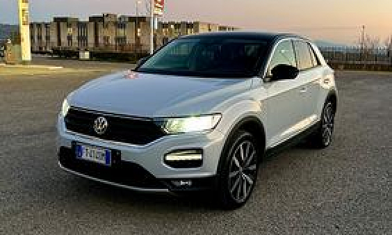 Volkswagen T-Roc 1.6...