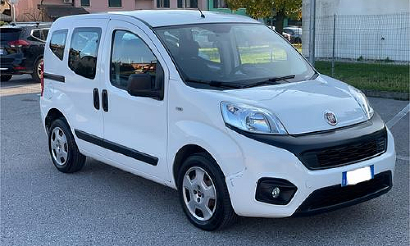 Fiat Qubo 1.3 Mjt 80...