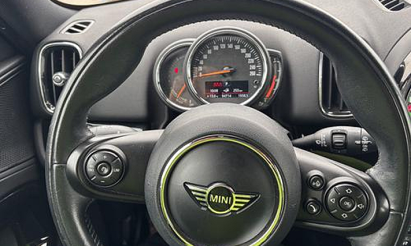 Mini Countryman Coup...