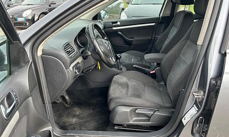 Volkswagen Golf Vari...