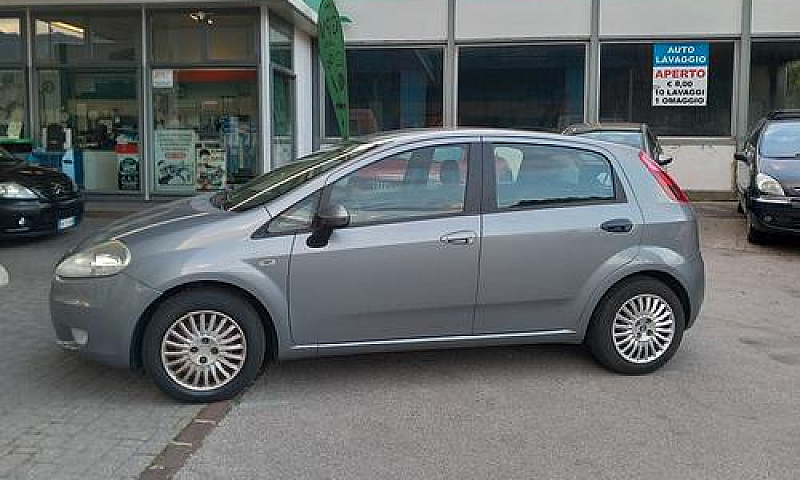 Fiat Grande Punto 13...