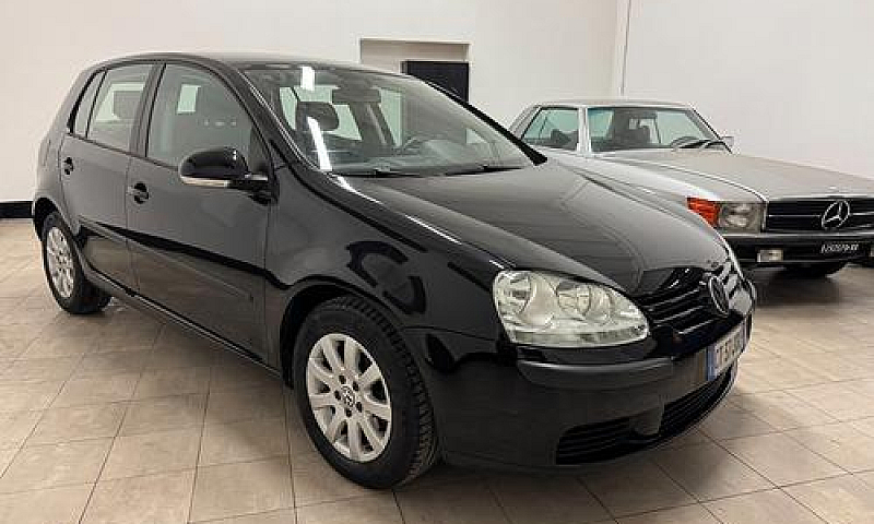 Volkswagen Golf 2005...