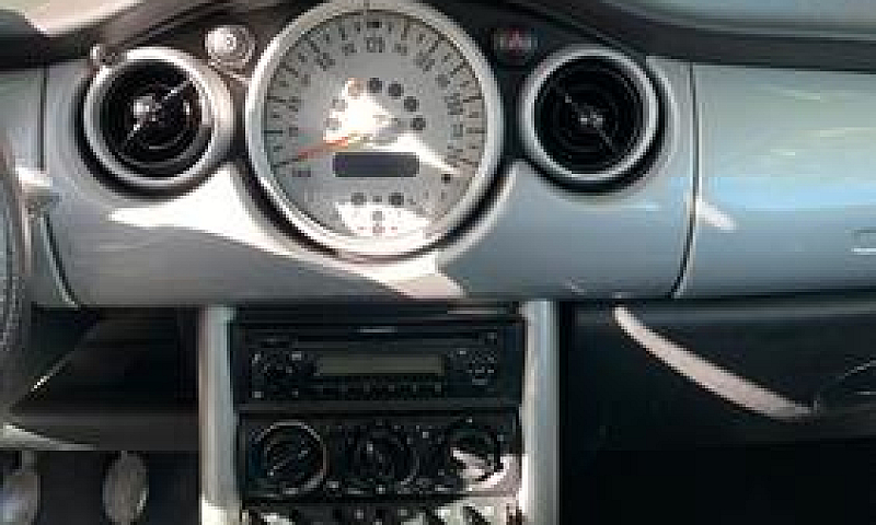 Mini Cooper...