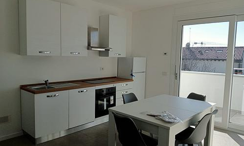 Splendido Mini Attic...