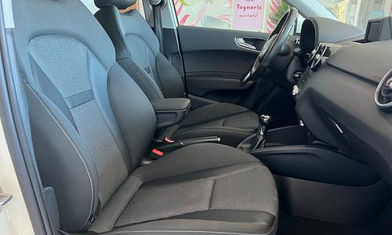 Audi A1 1.2 Tfsi Att...