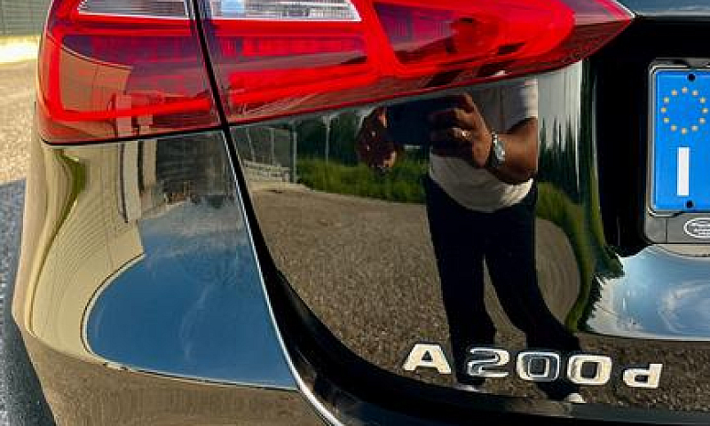 Mercedes-Benz A 200 ...