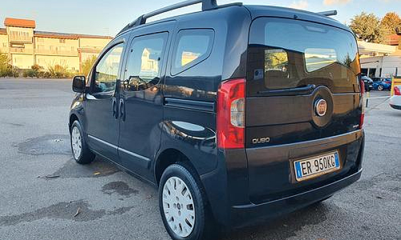 Fiat Qubo 1.3 Mjt 75...