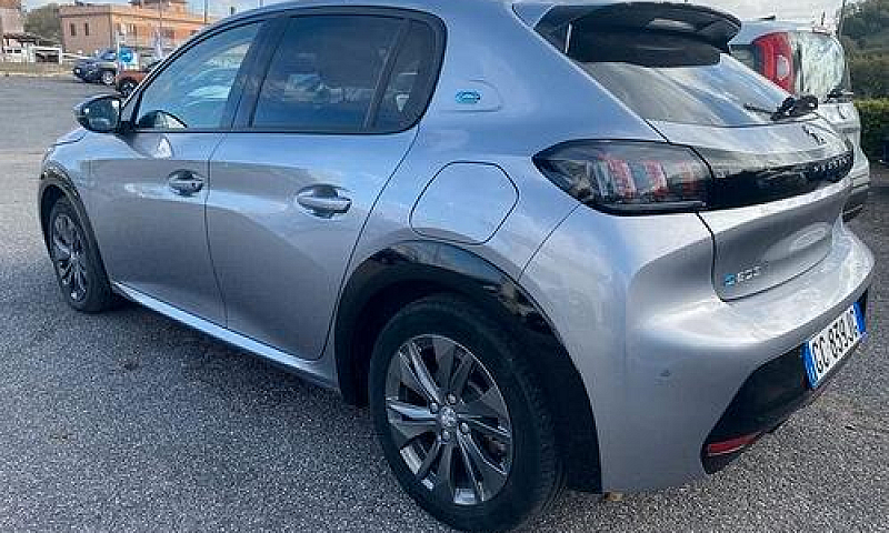 Peugeot 208 Motore E...