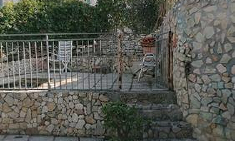 Villino A San Menaio...