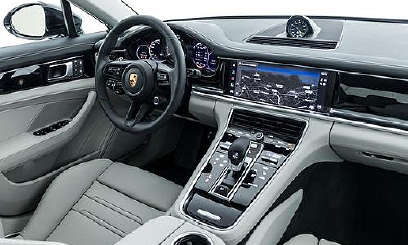 Porsche Panamera 2.9...