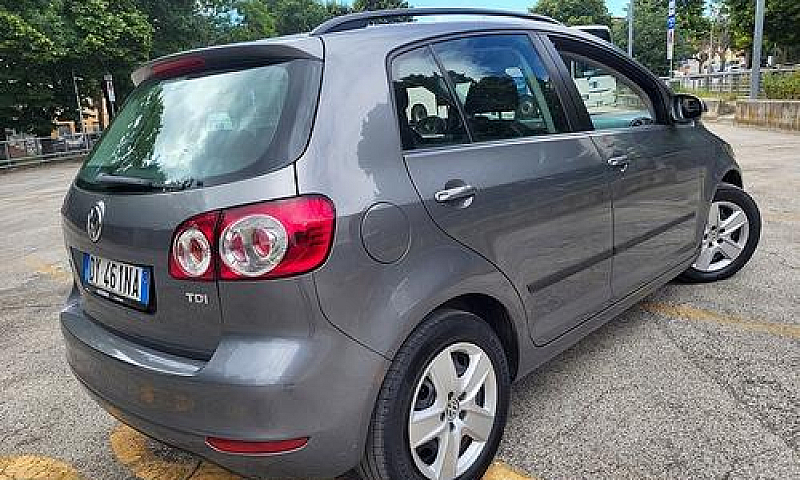 Volkswagen Golf Plus...